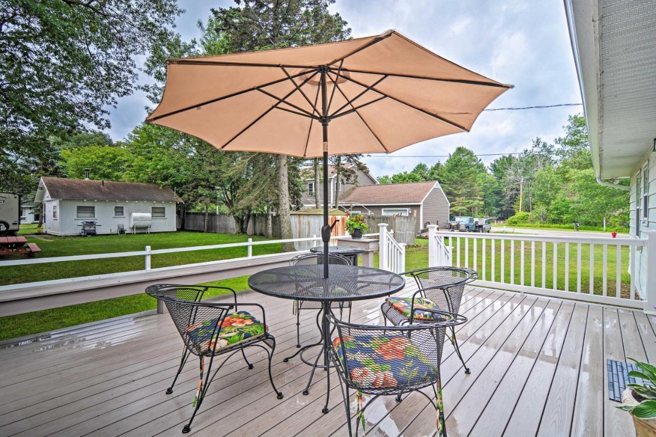 Lake Huron House With Grill And Beach Access! East Tawas Exterior foto