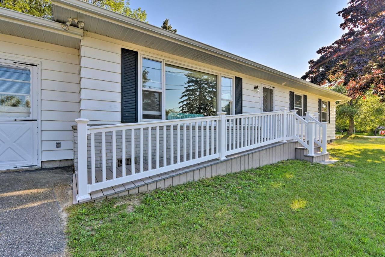 Lake Huron House With Grill And Beach Access! East Tawas Exterior foto